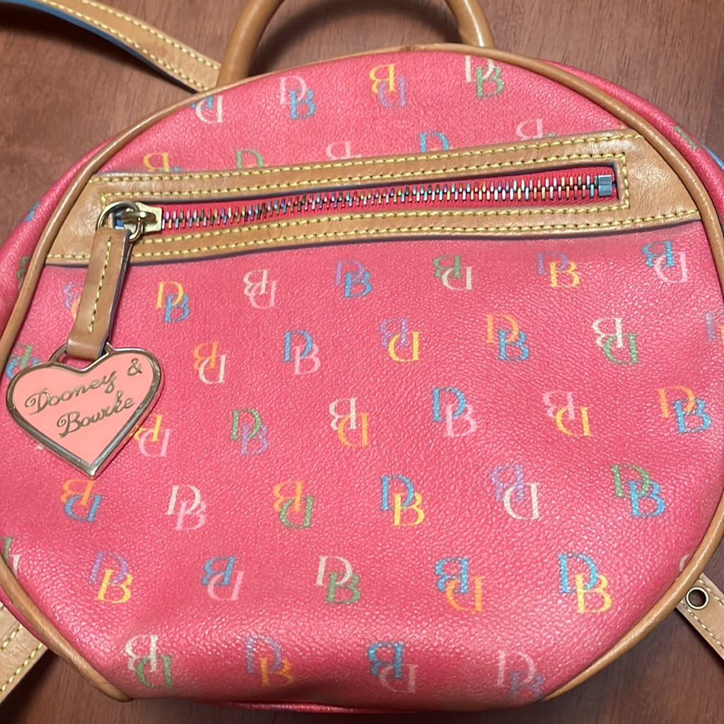 Dooney Bourke Backpack Very Clean Lightly Used Dooney Bourke Backpack Very Clean Lightly Used